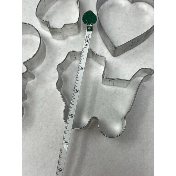 Baby Shower Cookie Cutter Lot of 4 Party Rattle Baby Carriage Heart Hobbie Holly - Picture 6 of 7